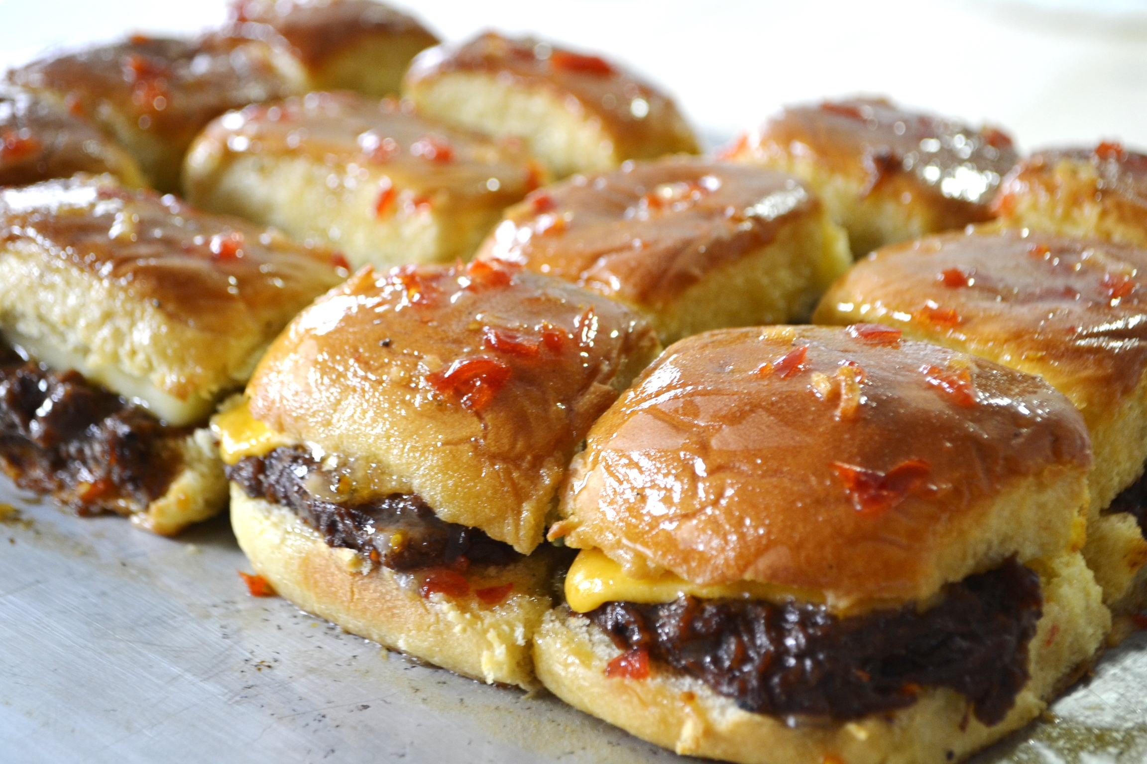 Baked Bbq Party Sliders With Honey Butter Sauce Recipe Edible Indy