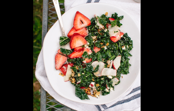 Strawberry Kale Salad with Nutty Granola Croutons 